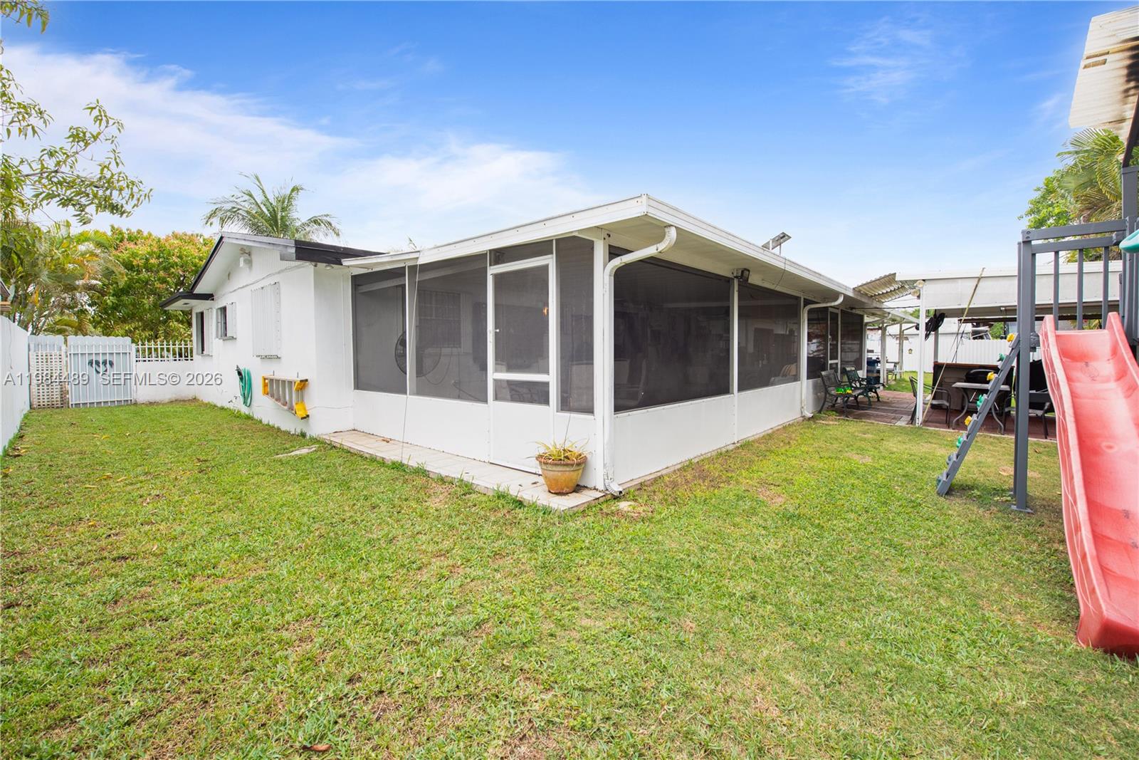 MOWRY DRIVE ESTATES - Residential