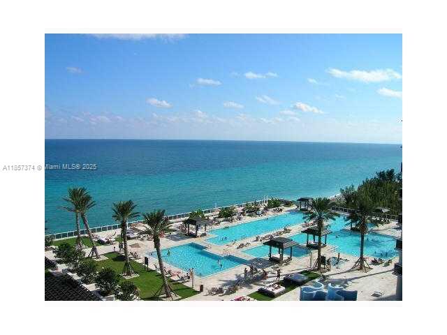 BEACH CLUB CONDO - Residential Lease