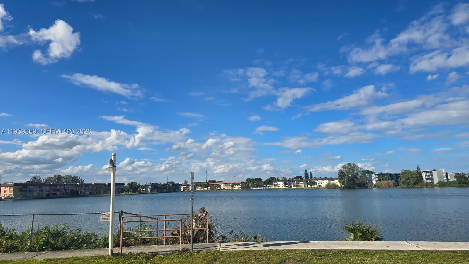 THIRD MOORINGS CONDO - Residential