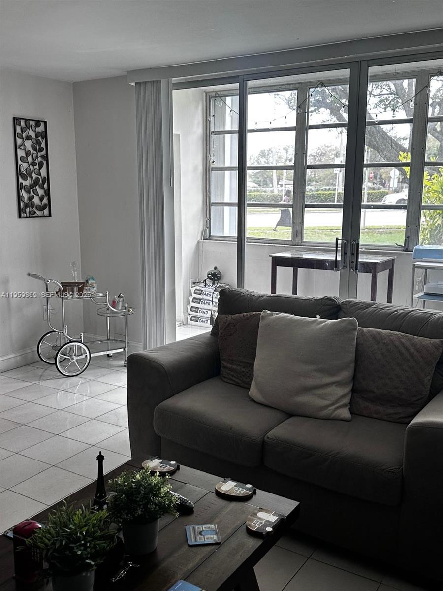 THIRD MOORINGS CONDO - Residential