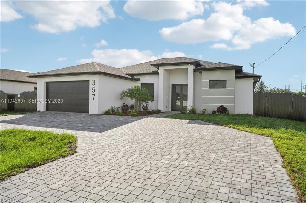 CAPE CORAL - Residential