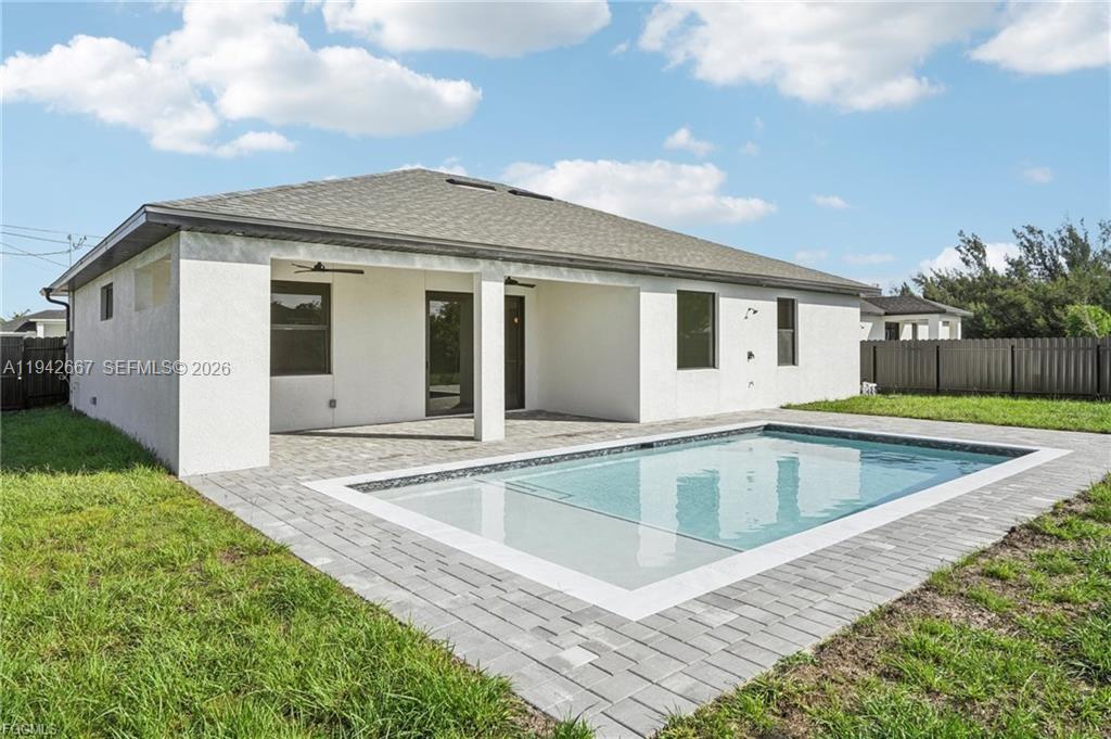 CAPE CORAL - Residential