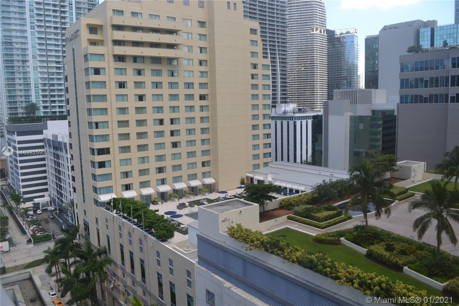 THE CLUB AT BRICKELL BAY - Residential Lease