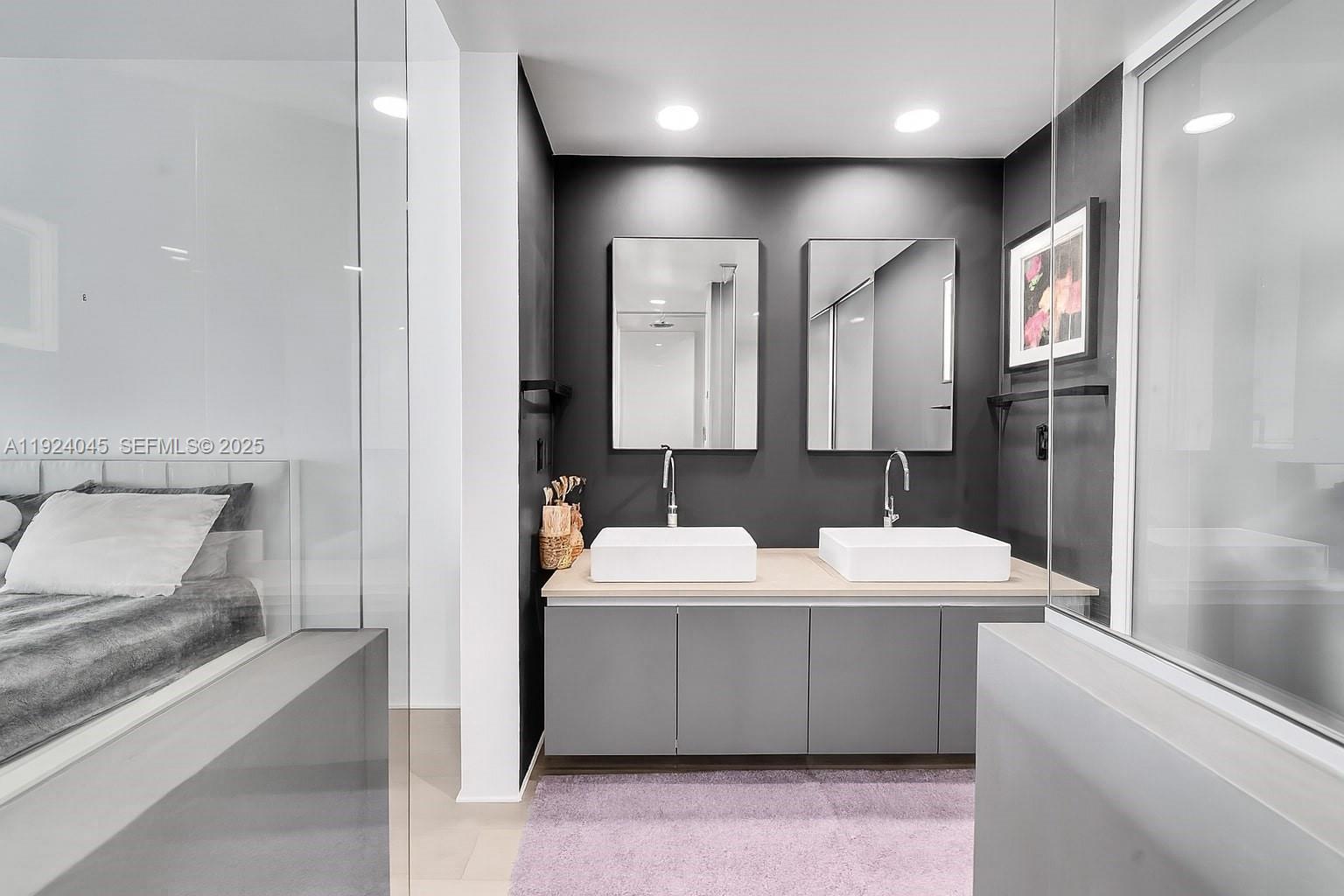 TEN MUSEUM PK RESIDENTIAL - Residential