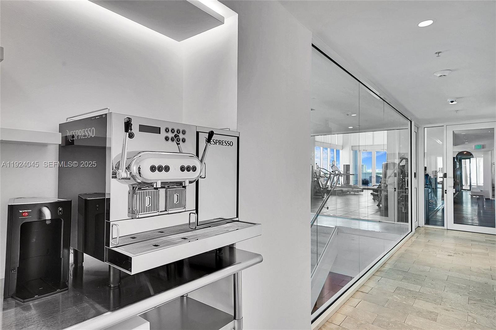 TEN MUSEUM PK RESIDENTIAL - Residential