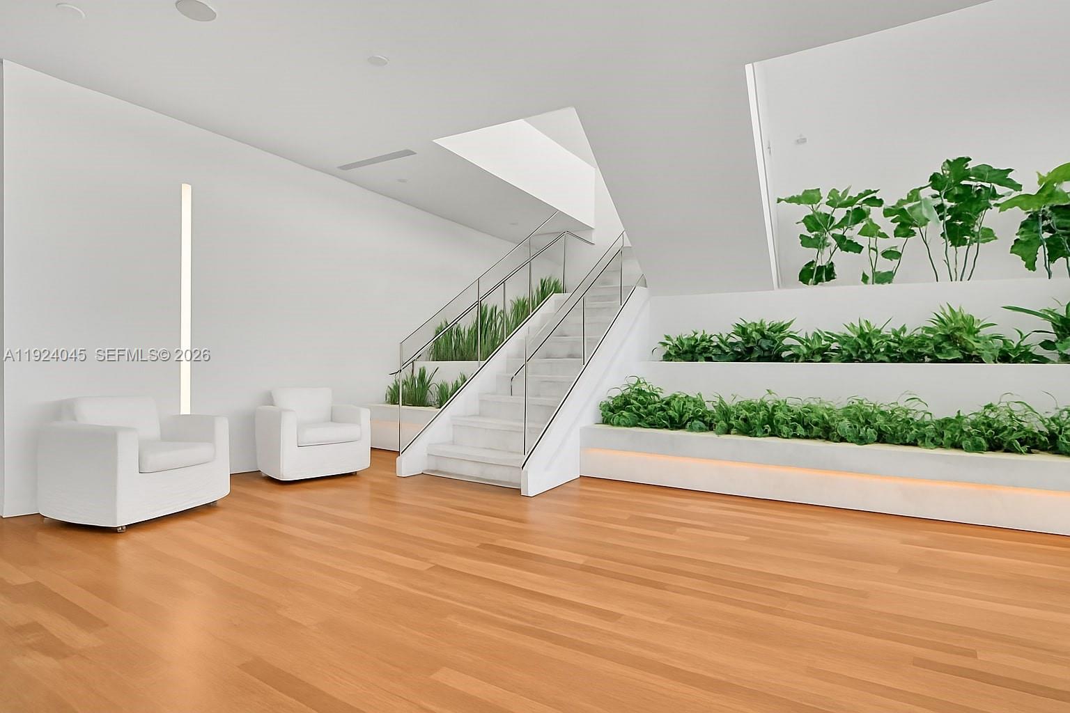 TEN MUSEUM PK RESIDENTIAL - Residential