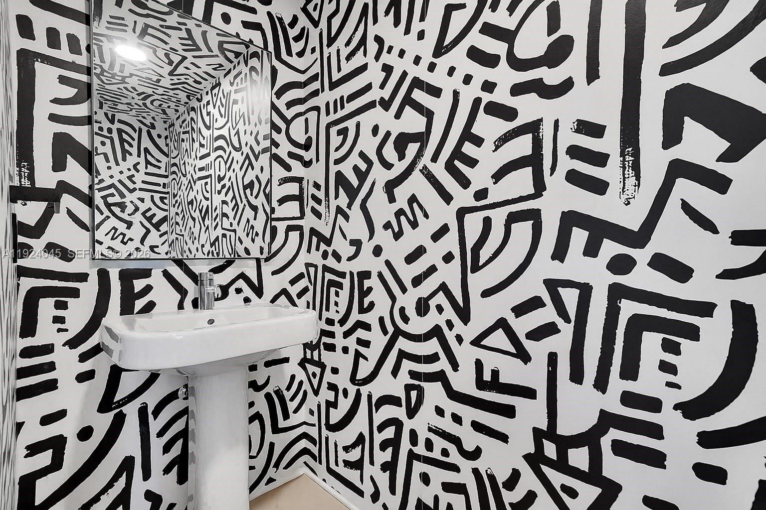 TEN MUSEUM PK RESIDENTIAL - Residential