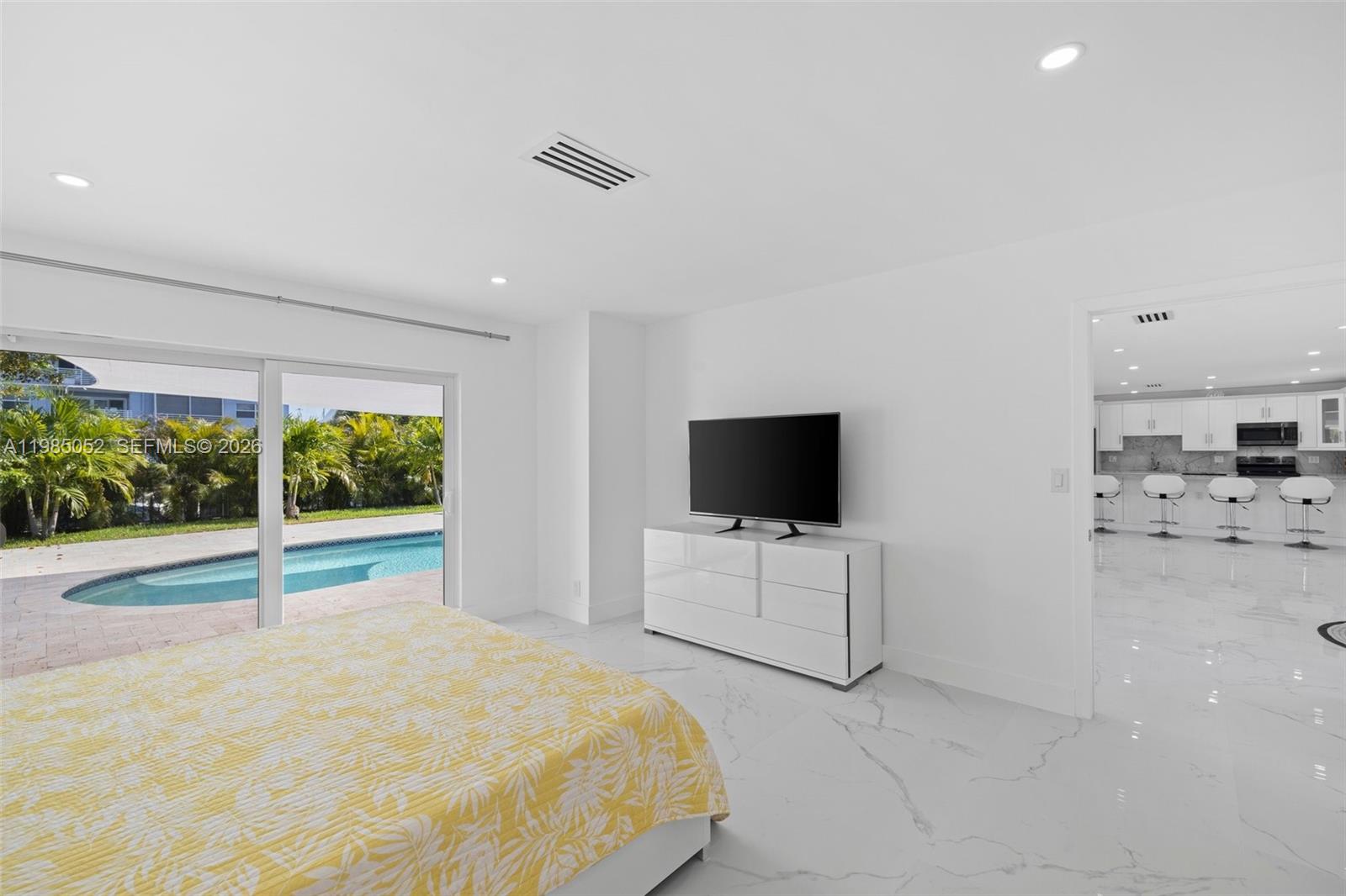 CORAL RIDGE COUNTRY CLUB - Residential