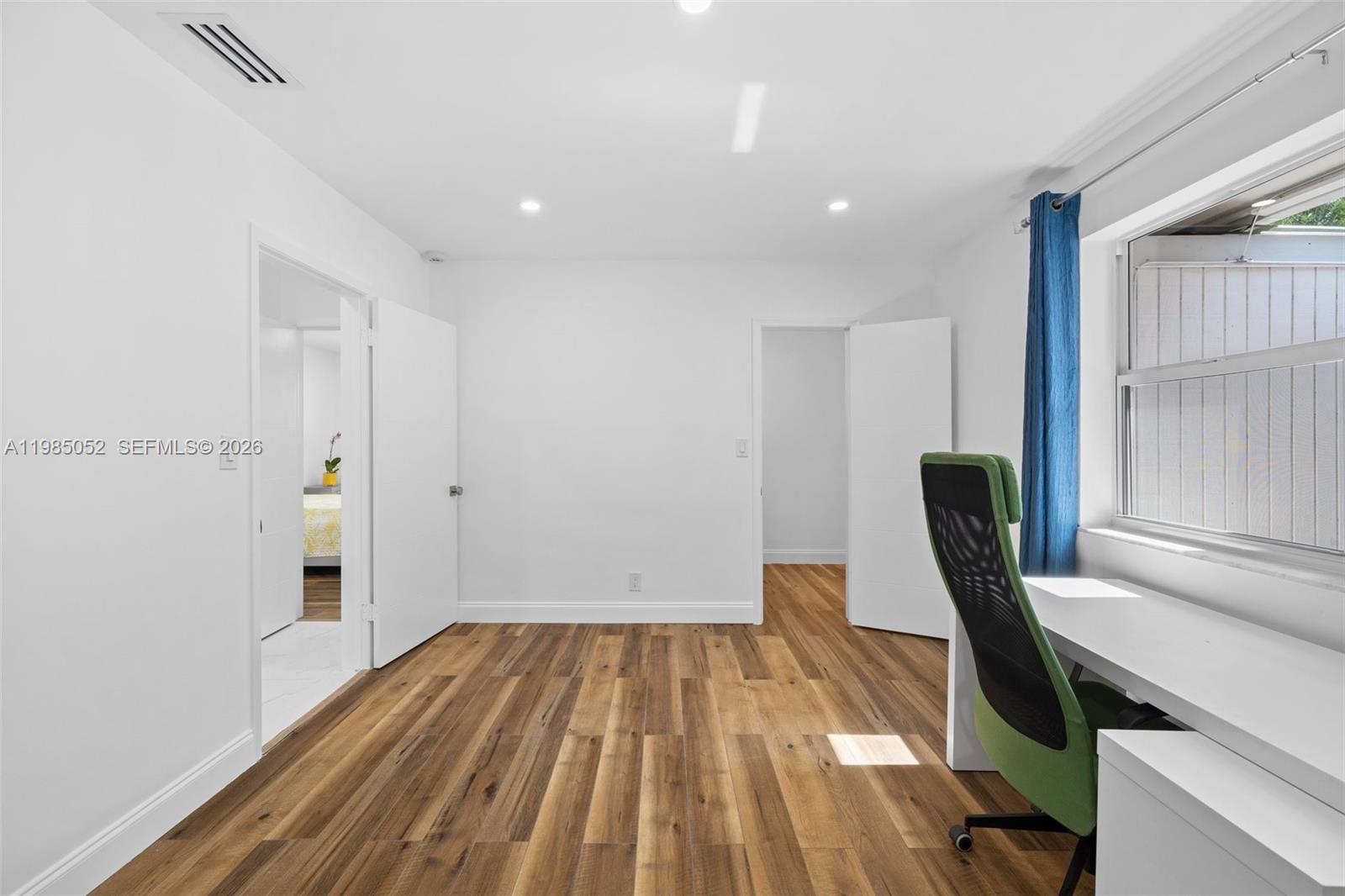 CORAL RIDGE COUNTRY CLUB - Residential