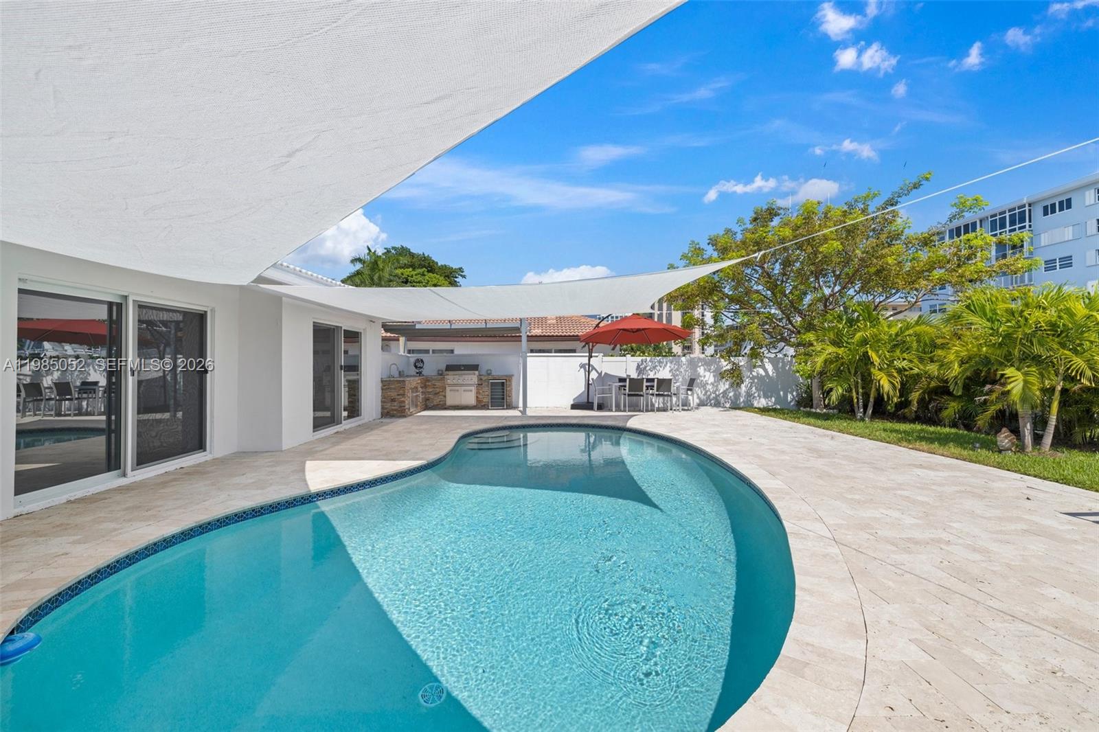 CORAL RIDGE COUNTRY CLUB - Residential