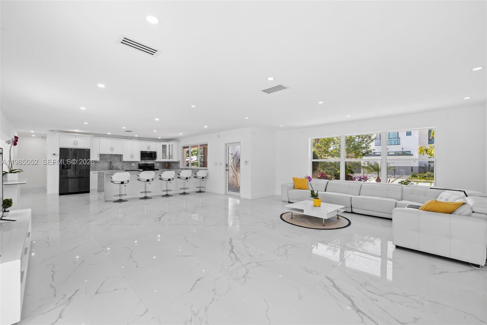 CORAL RIDGE COUNTRY CLUB - Residential