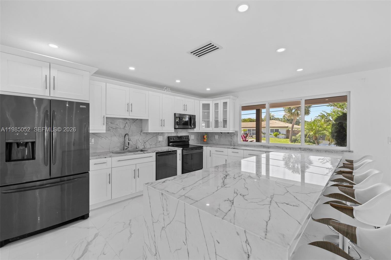 CORAL RIDGE COUNTRY CLUB - Residential