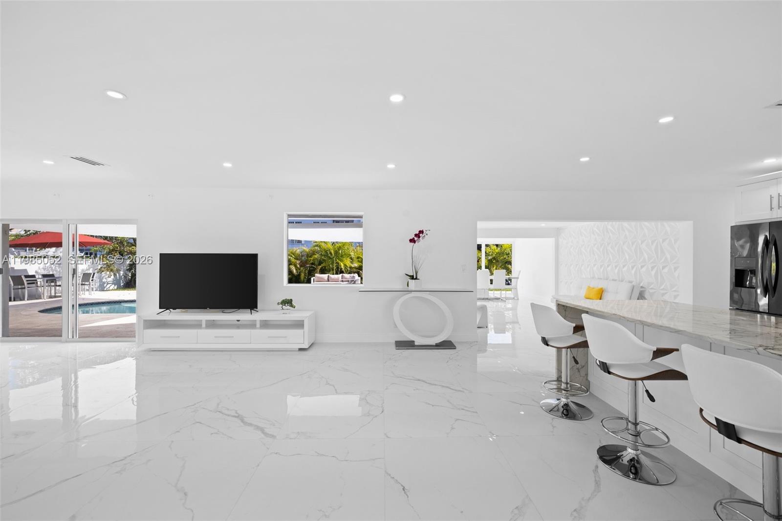 CORAL RIDGE COUNTRY CLUB - Residential