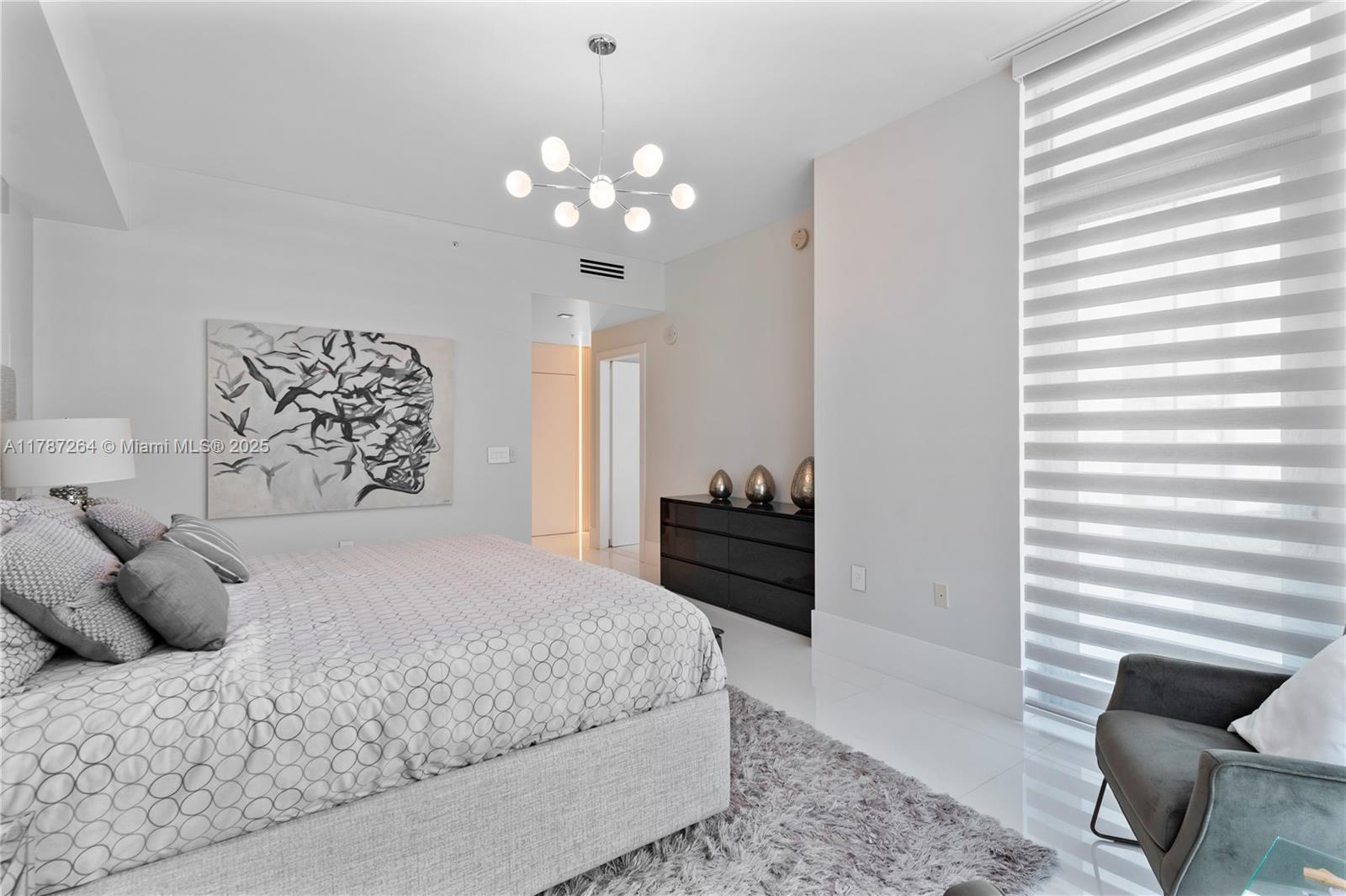 PARQUE TOWERS CONDO - Residential