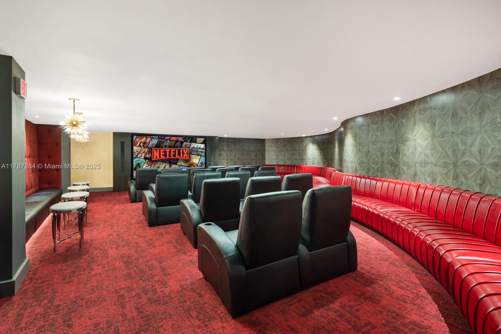 PARQUE TOWERS CONDO - Residential