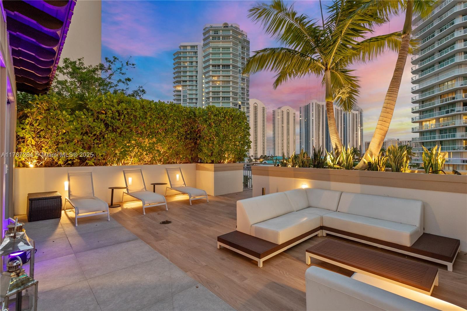 PARQUE TOWERS CONDO - Residential