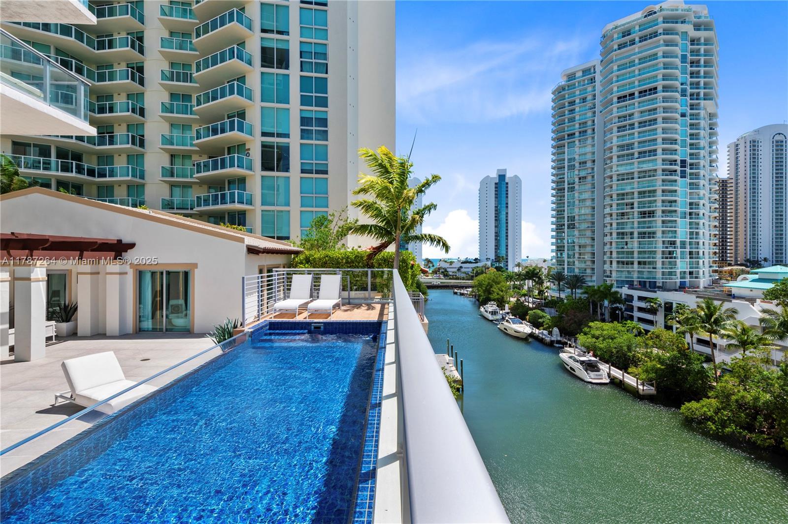 PARQUE TOWERS CONDO - Residential