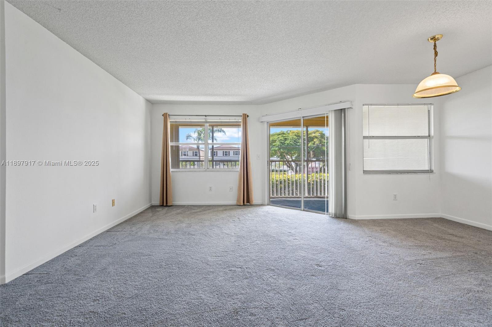 KEYS GATE CONDO NO SEVEN - Residential