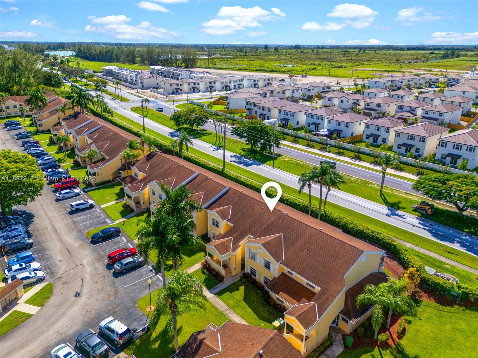 KEYS GATE CONDO NO SEVEN - Residential