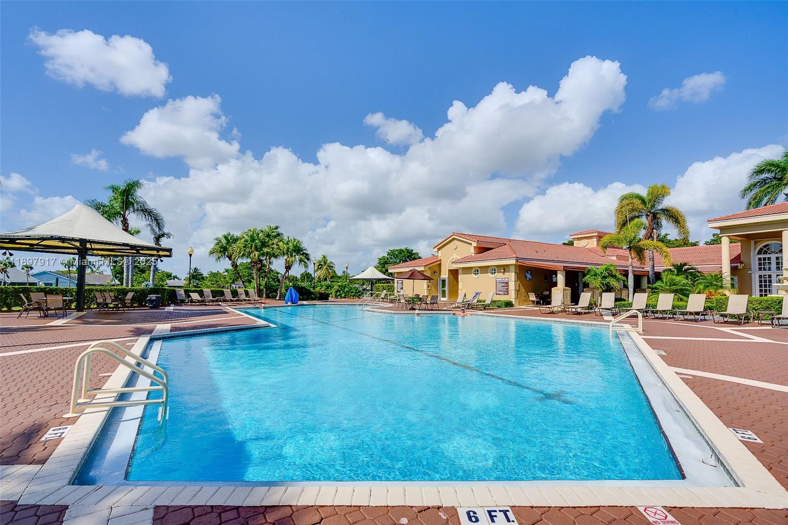 KEYS GATE CONDO NO SEVEN - Residential