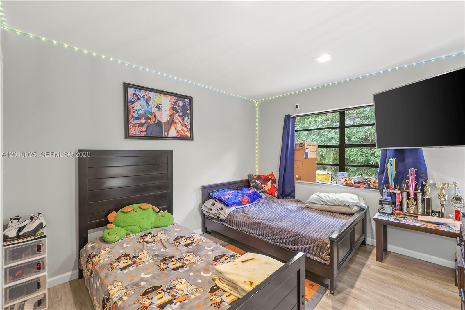 CHATEAU ON THE KNOLL - Residential