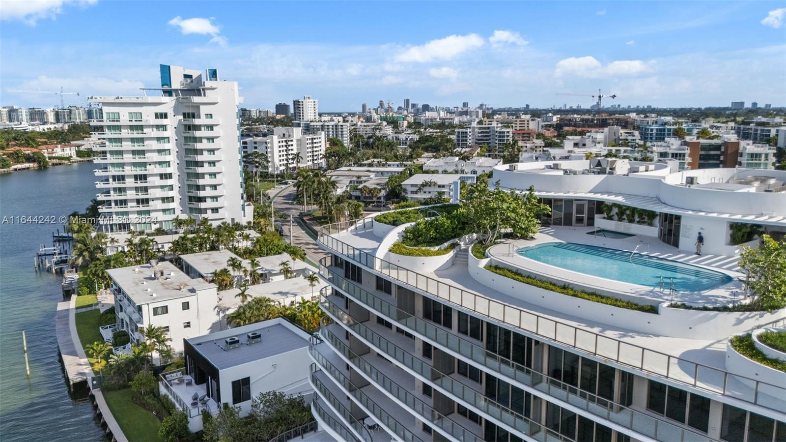 Onda Residences - Residential