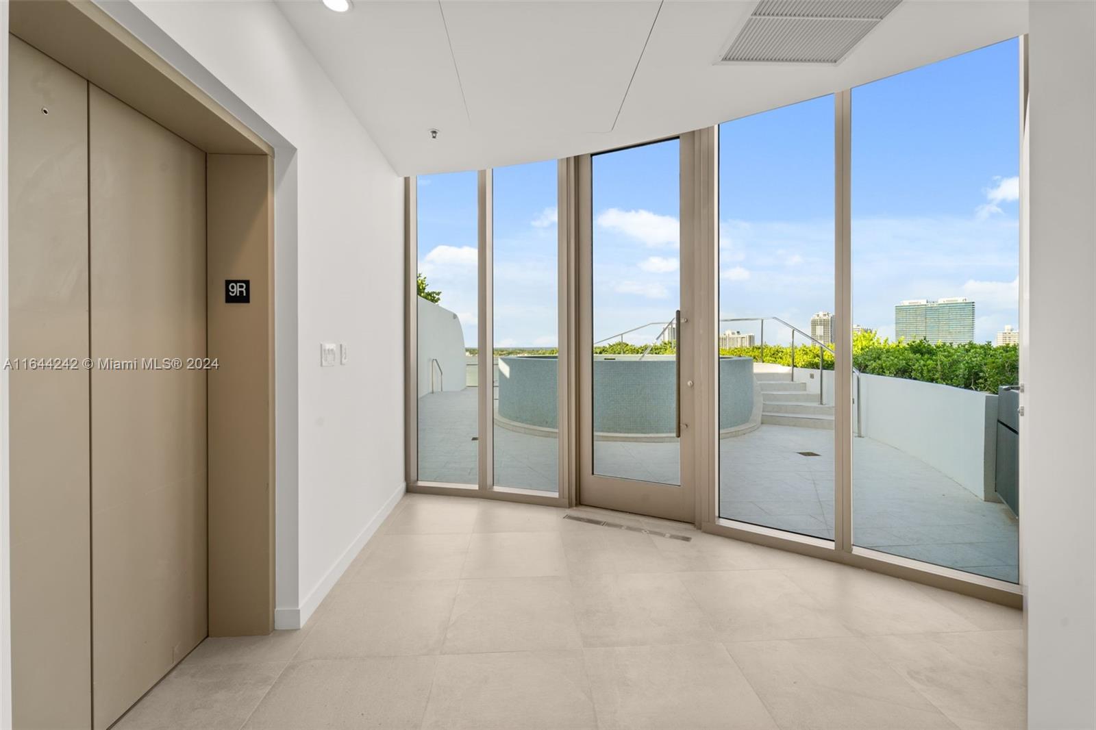 Onda Residences - Residential