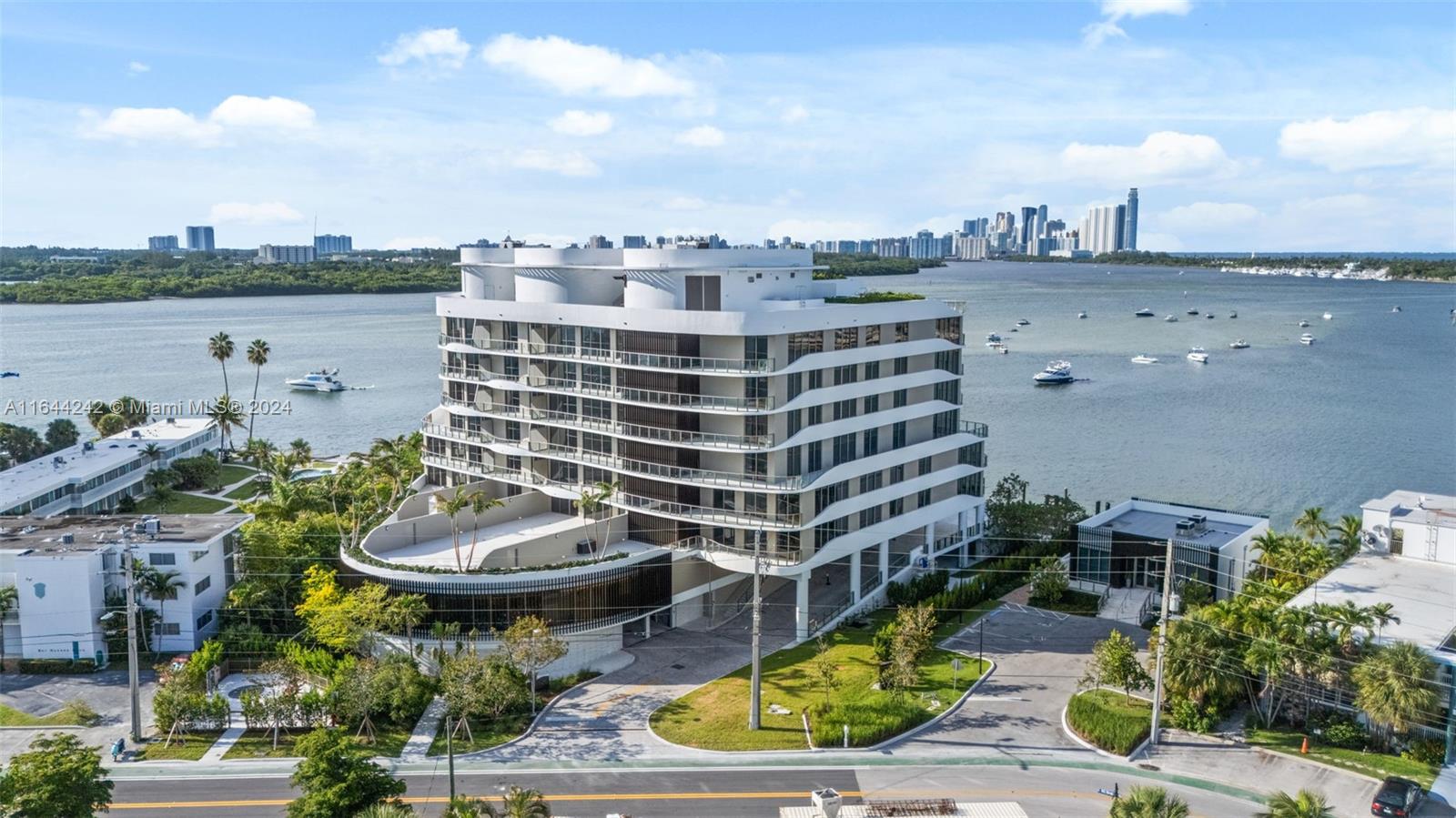 Onda Residences - Residential
