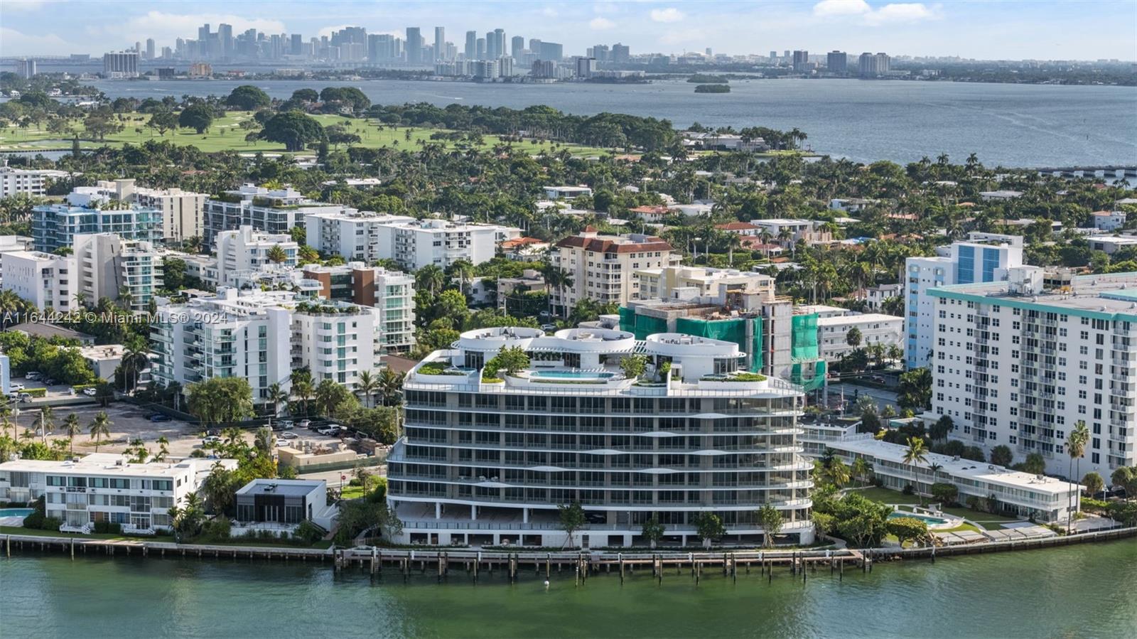 Onda Residences - Residential