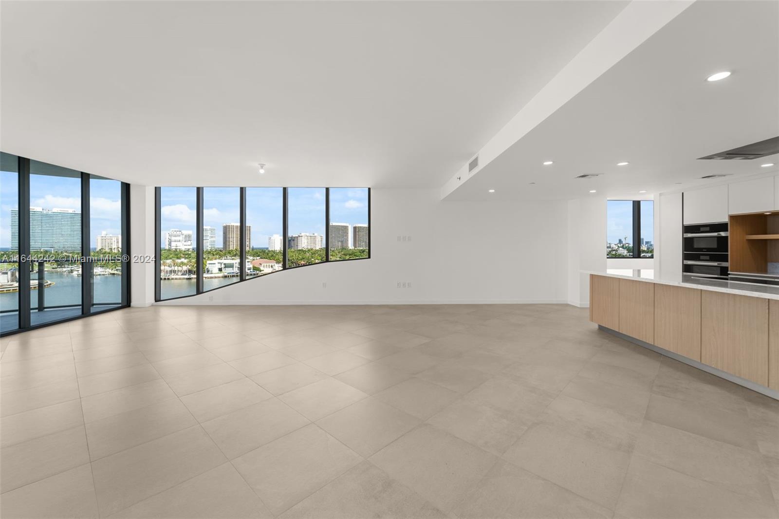 Onda Residences - Residential