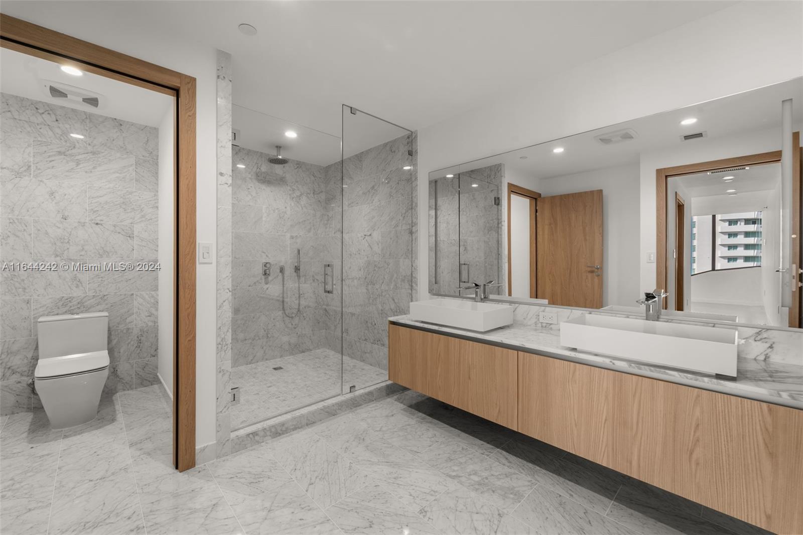 Onda Residences - Residential