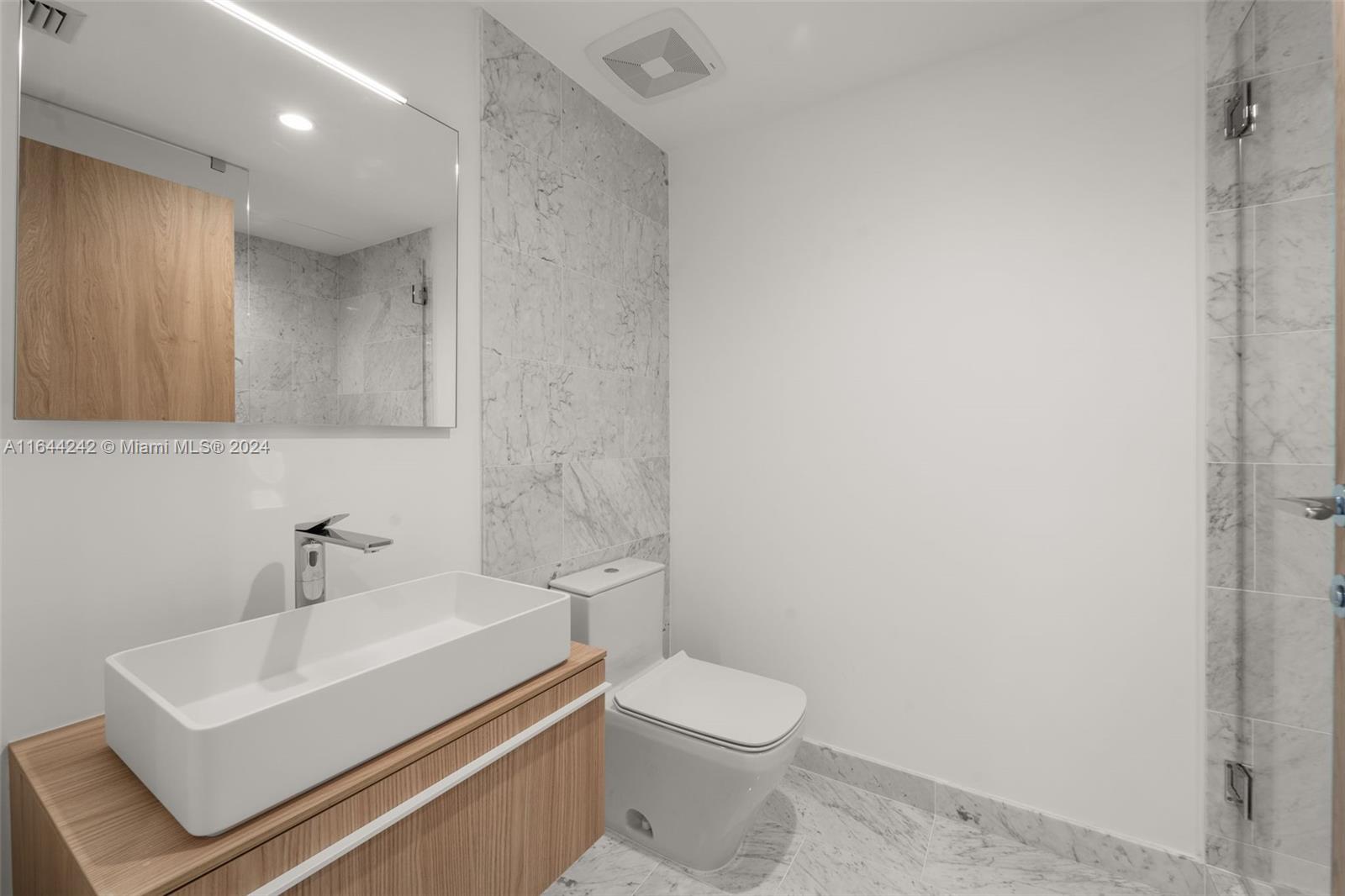 Onda Residences - Residential