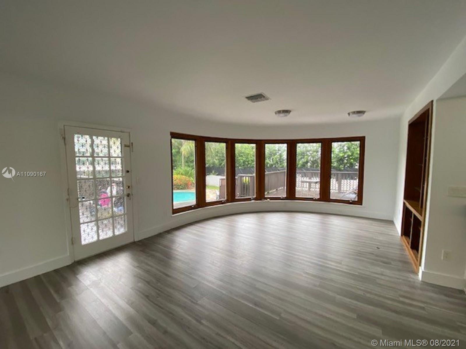 BAY HARBOR ISLAND - Residential