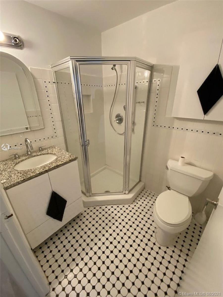 BAY HARBOR ISLAND - Residential