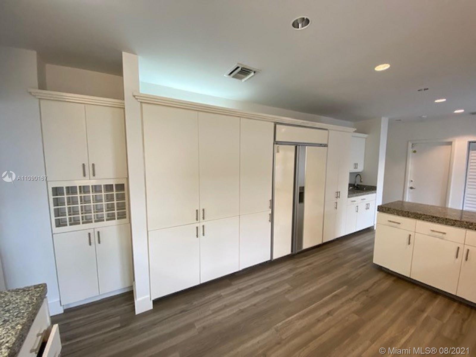 BAY HARBOR ISLAND - Residential