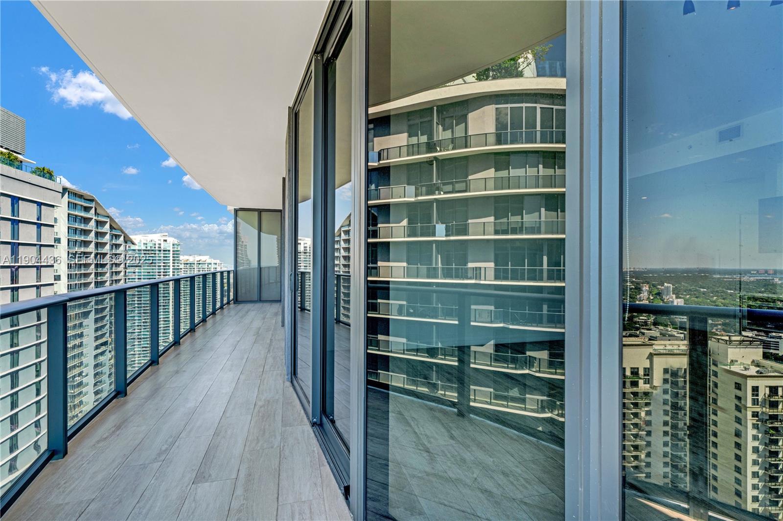 BRICKELL HEIGHTS EAST CON - Residential Lease