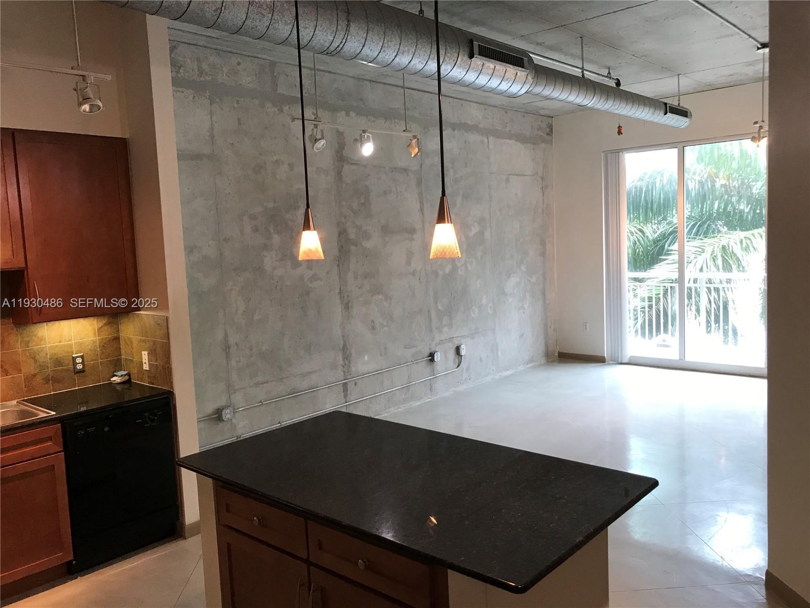 CITE CONDO - Residential Lease