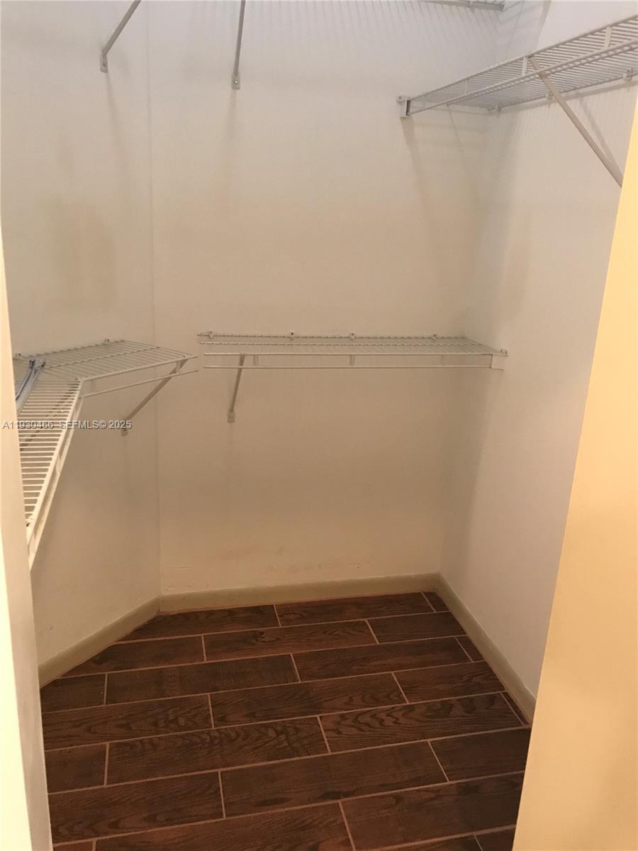 CITE CONDO - Residential Lease