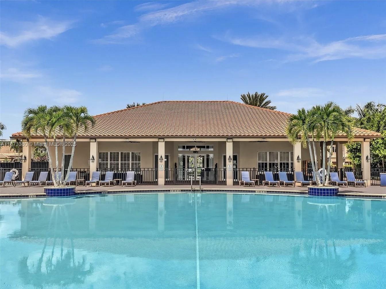 BELLAGIO VILLAS - Residential