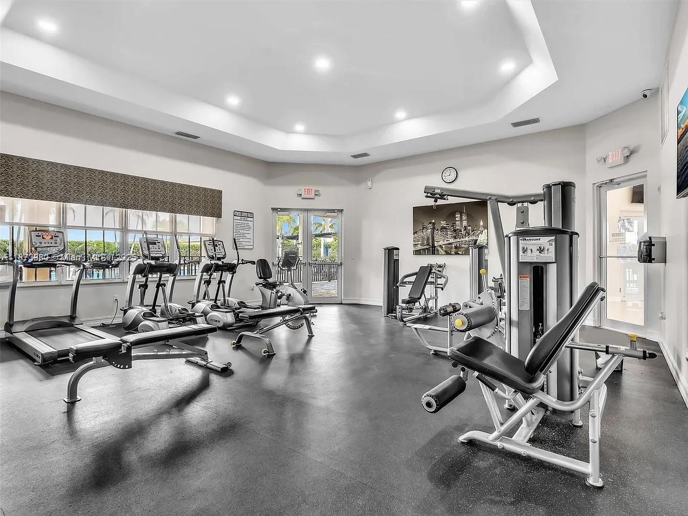 BELLAGIO VILLAS - Residential