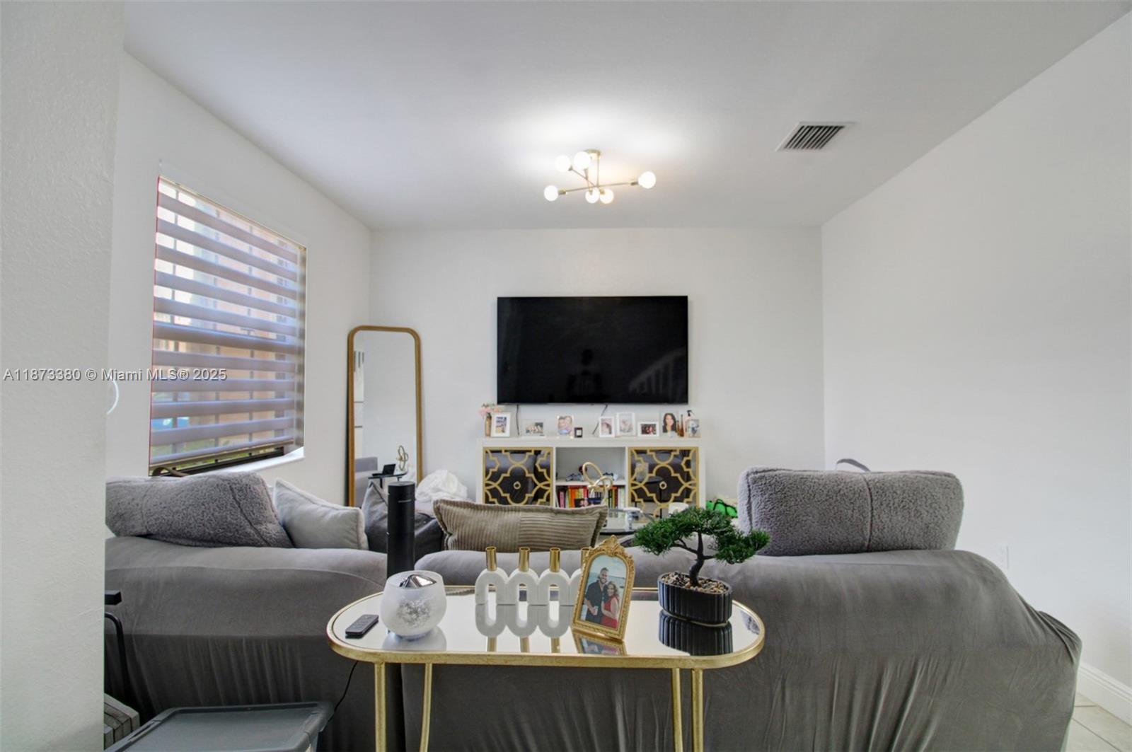 BELLAGIO VILLAS - Residential