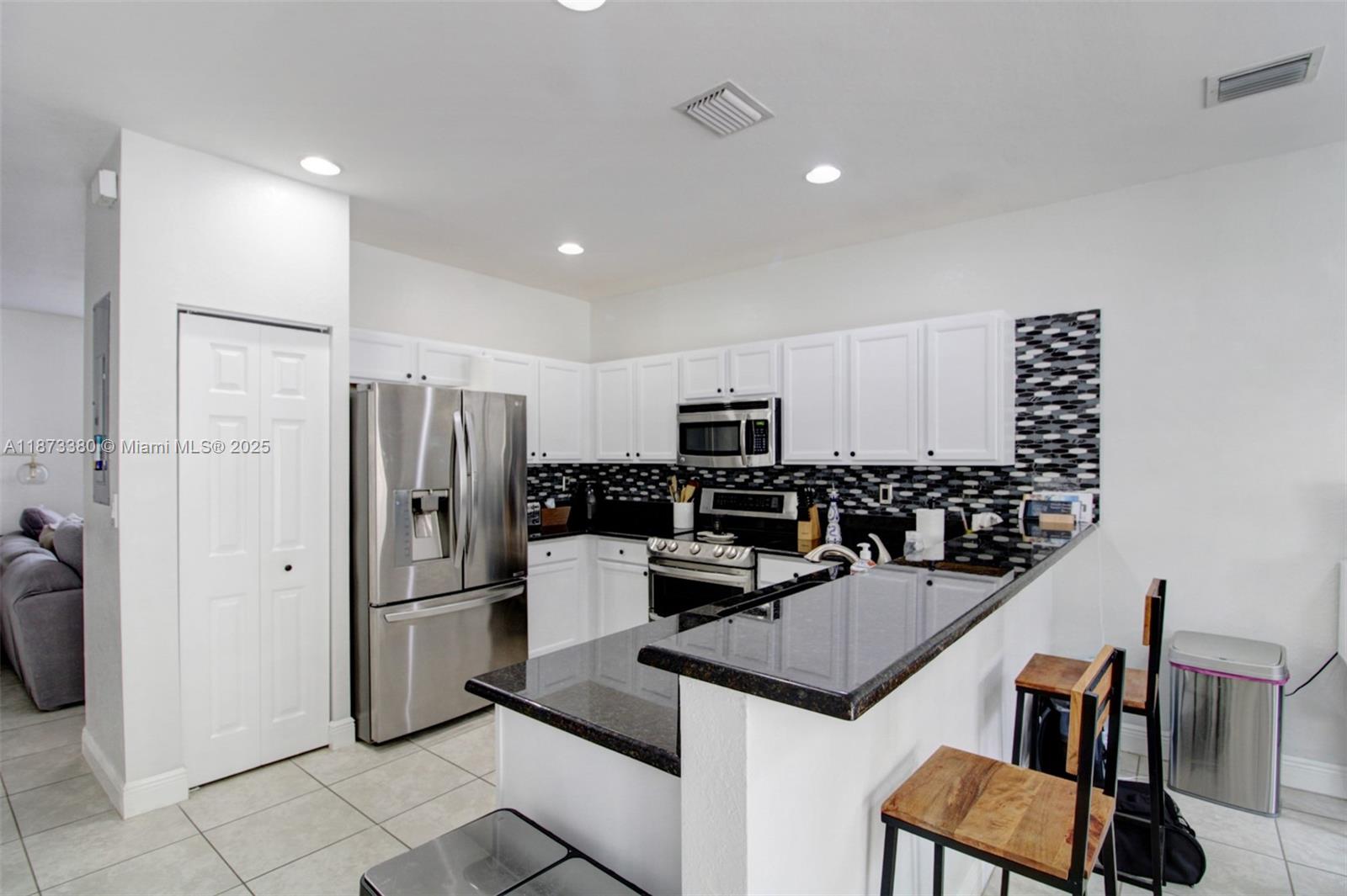 BELLAGIO VILLAS - Residential