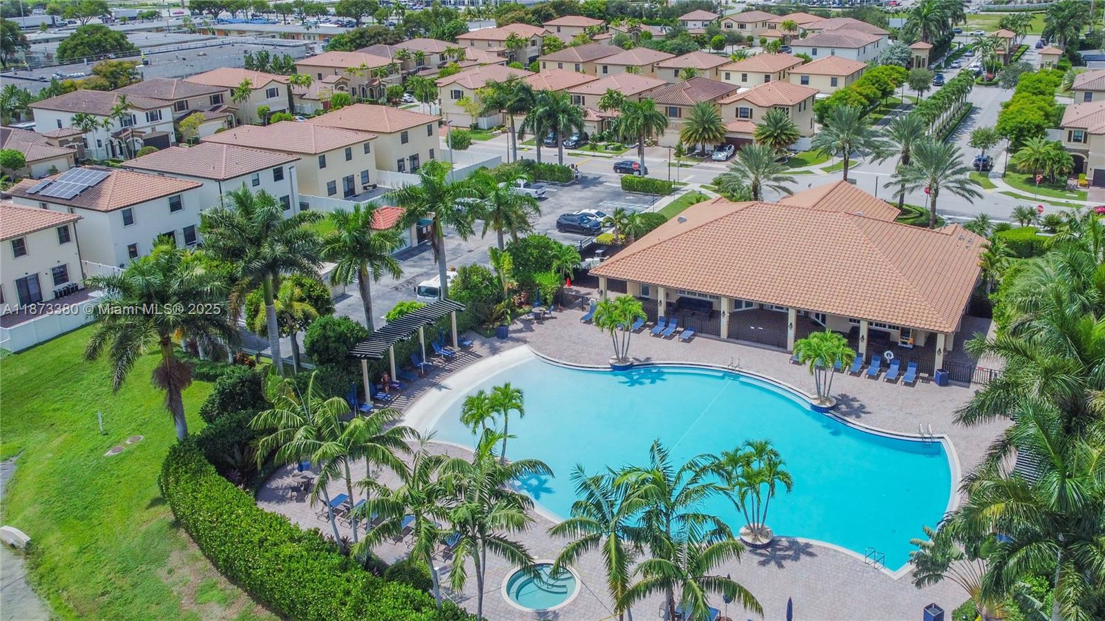 BELLAGIO VILLAS - Residential