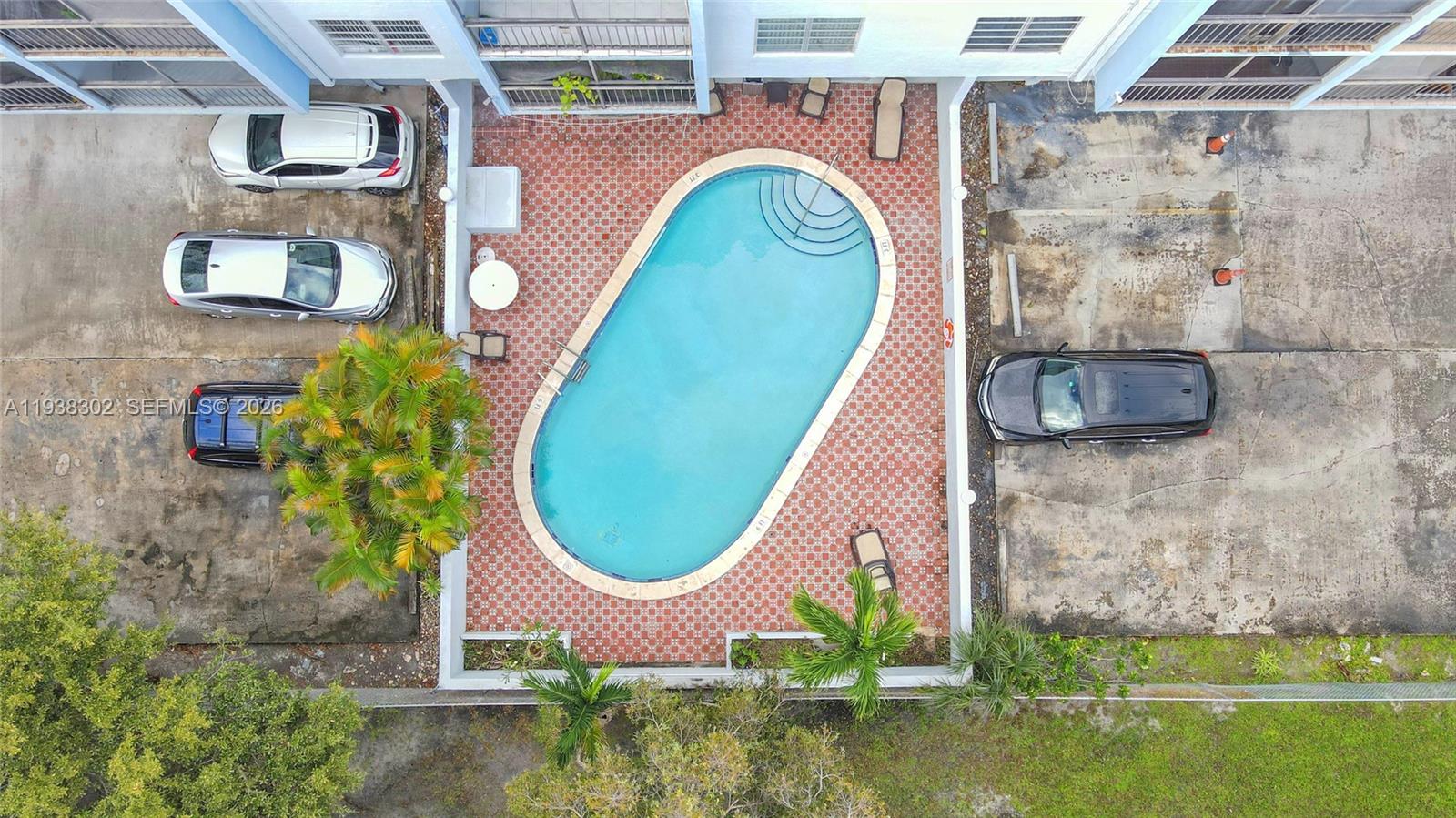 WINDWARD II CONDO - Residential