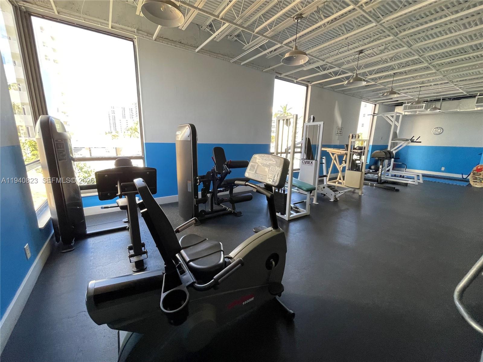 ALLINGTON TOWERS CONDO - Residential Lease