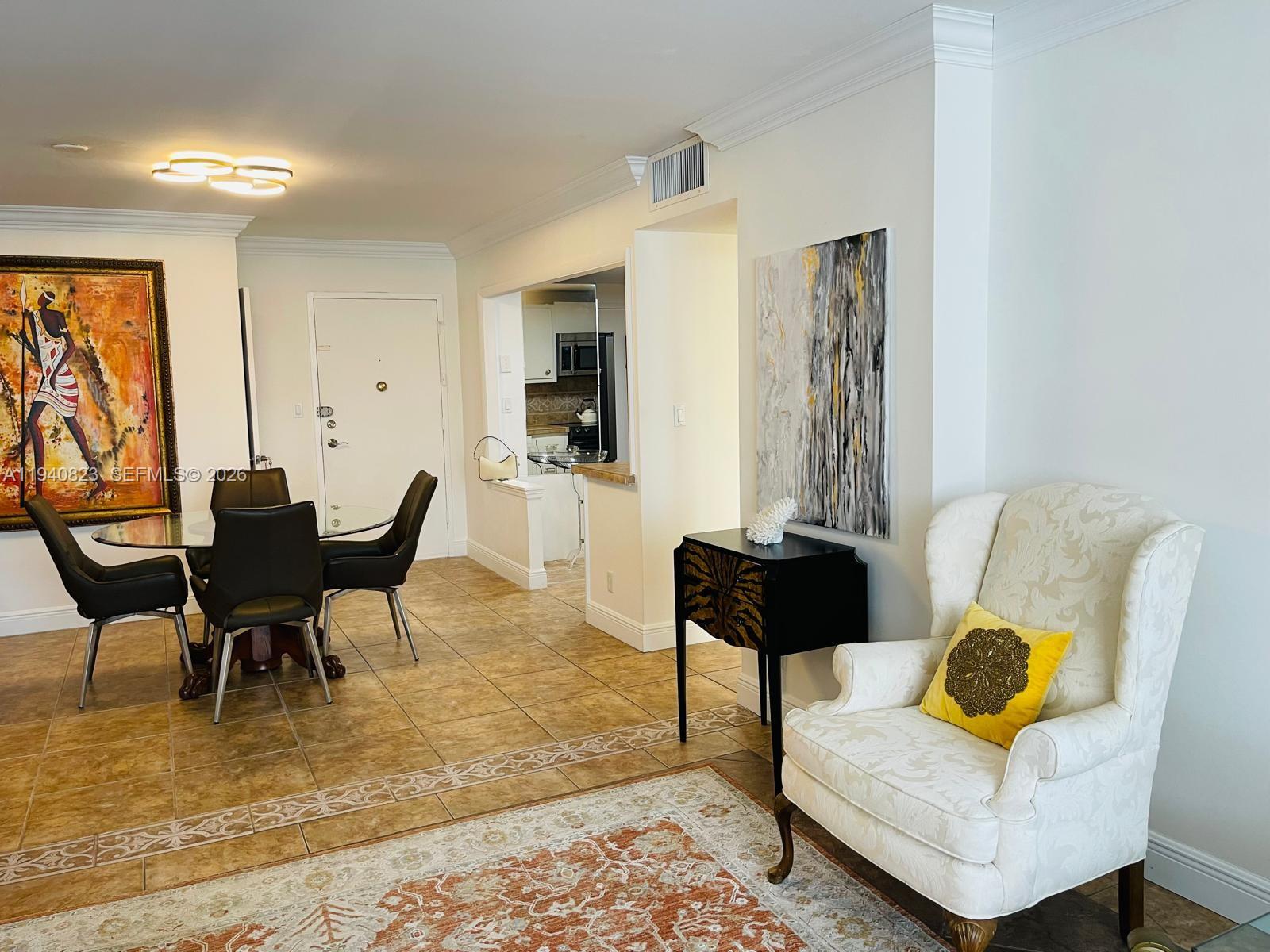 ALLINGTON TOWERS CONDO - Residential Lease