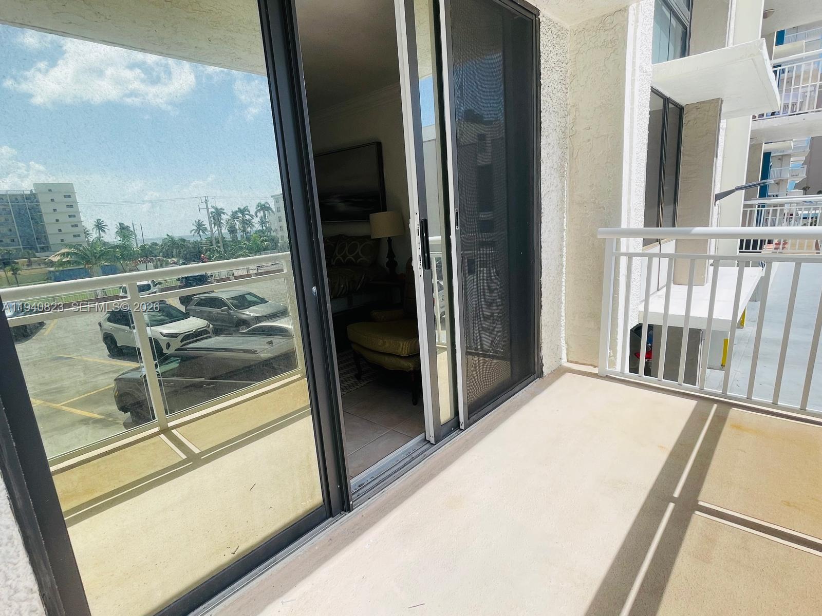 ALLINGTON TOWERS CONDO - Residential Lease