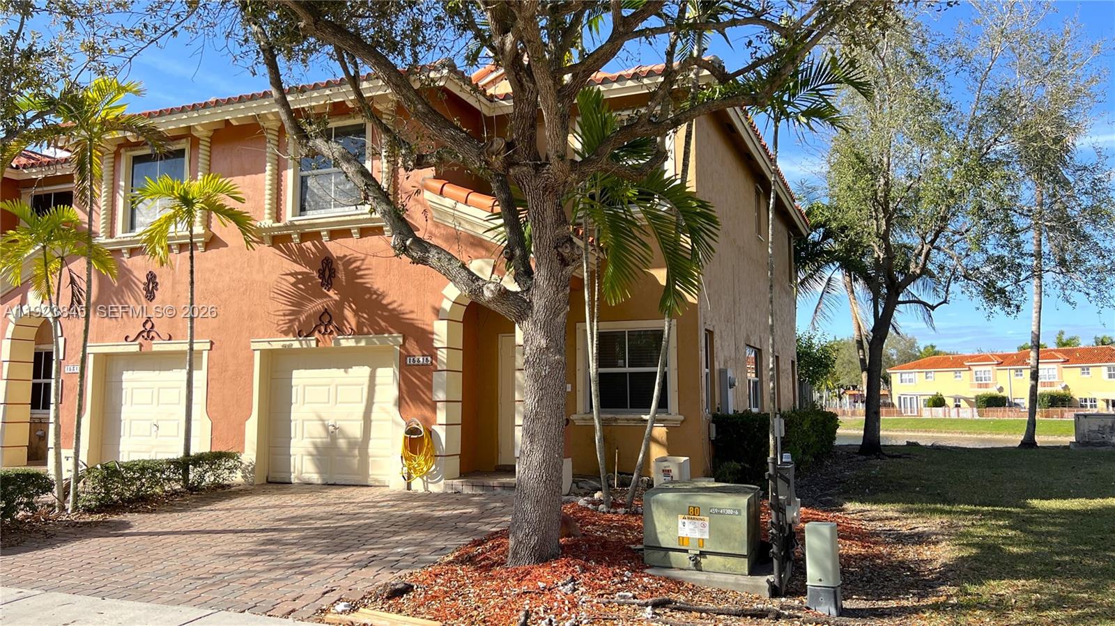 15315 SW 31st Ter 15315