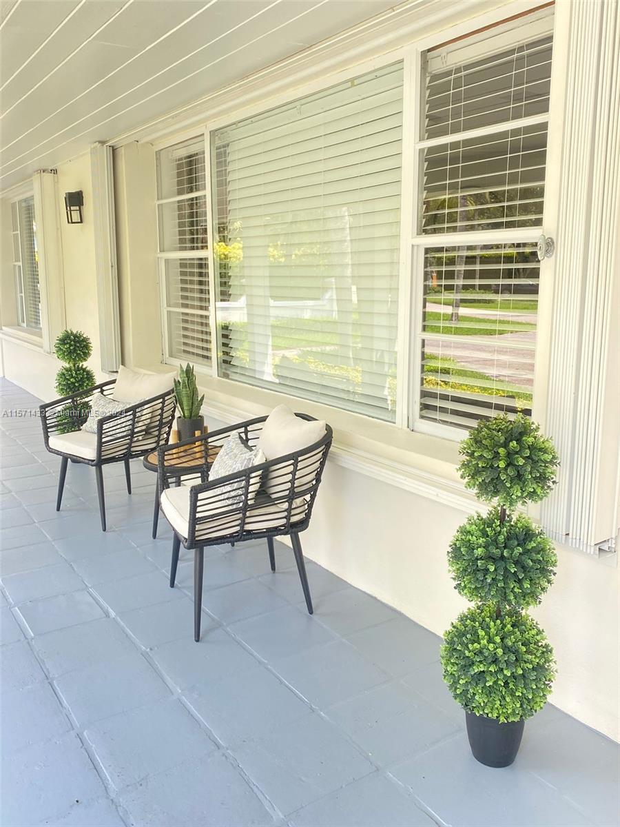 CORAL GABLES RIVIERA SEC - Residential