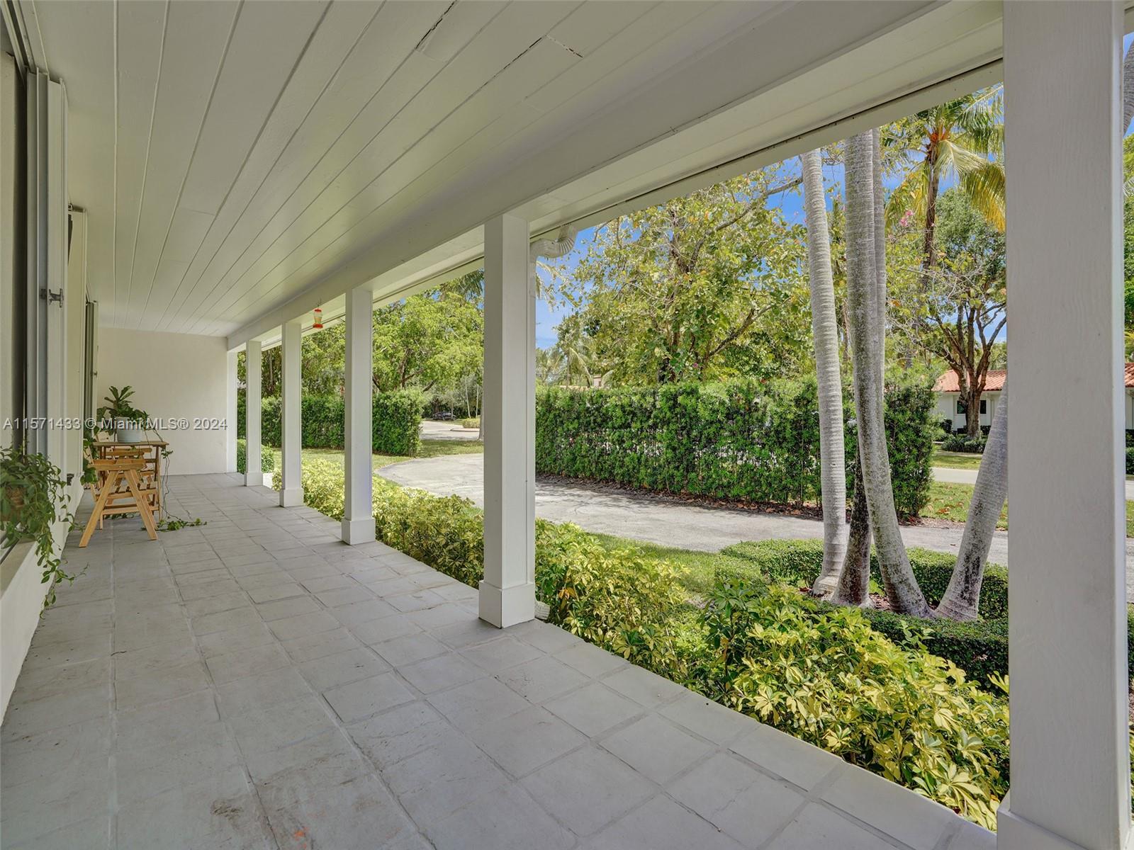 CORAL GABLES RIVIERA SEC - Residential